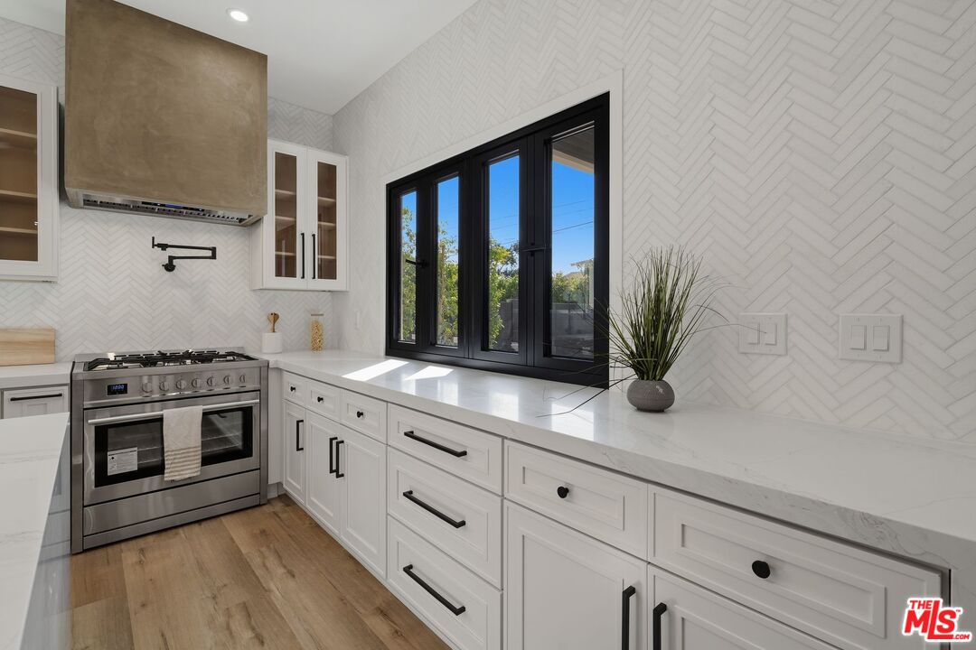 14141 Clarissa Ln