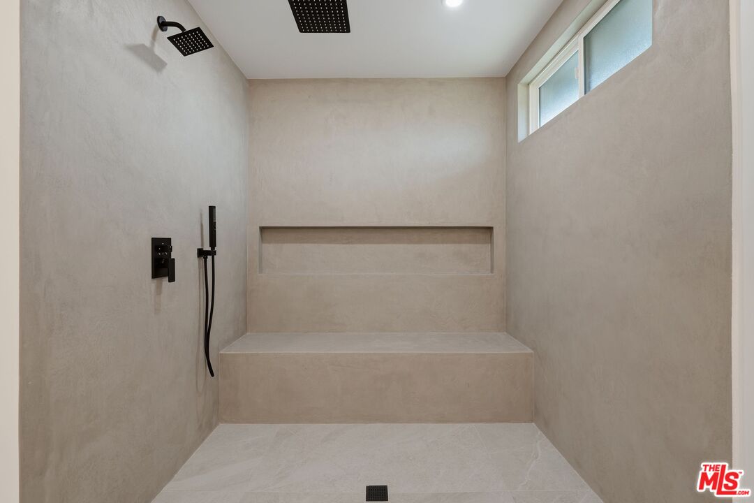 14141 Clarissa Ln