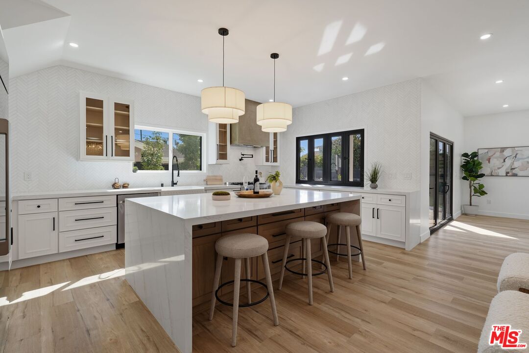 14141 Clarissa Ln