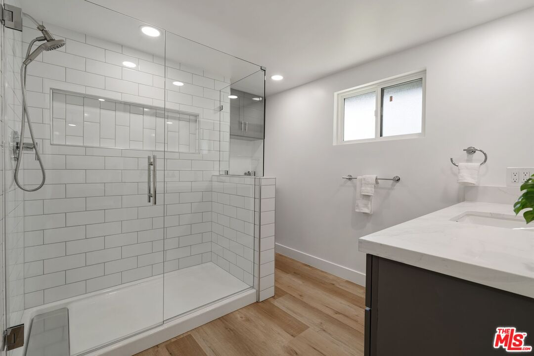 14141 Clarissa Ln