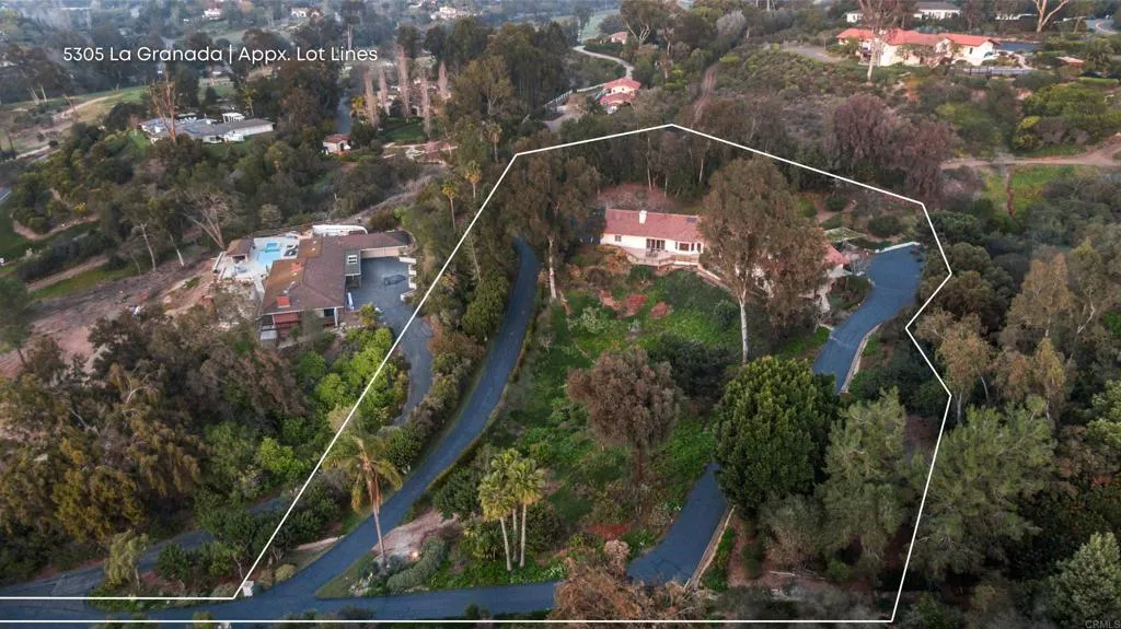 5305 La Granada