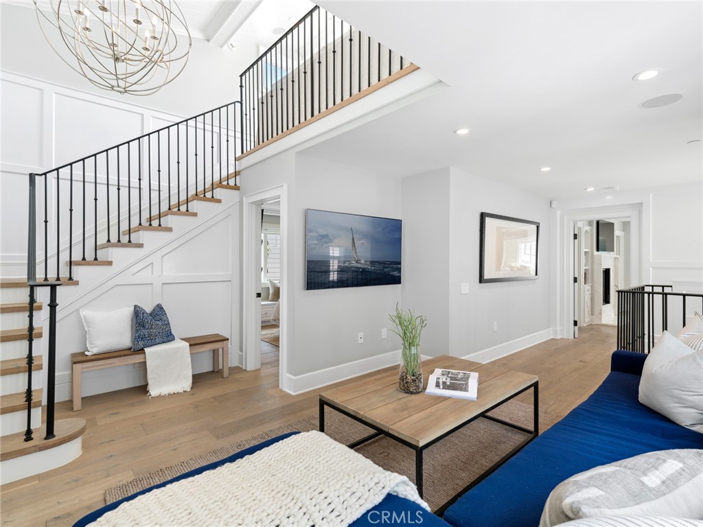 2157 E Ocean Boulevard