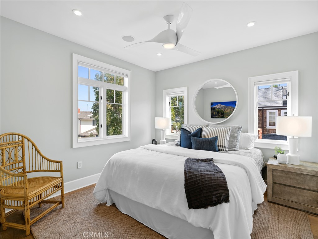 2157 E Ocean Boulevard