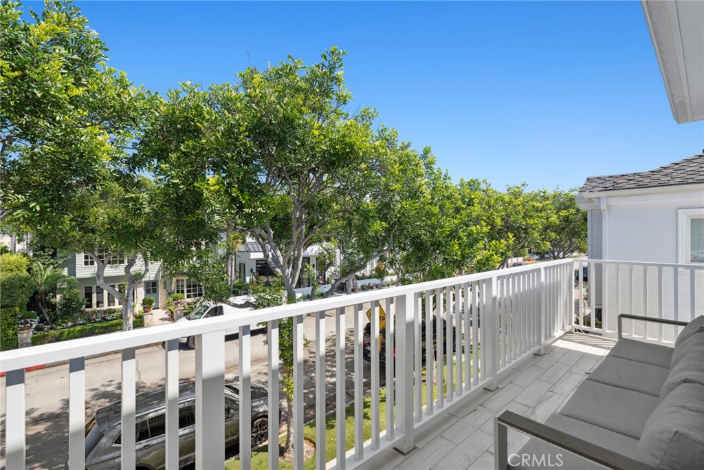 1505 E Ocean Boulevard