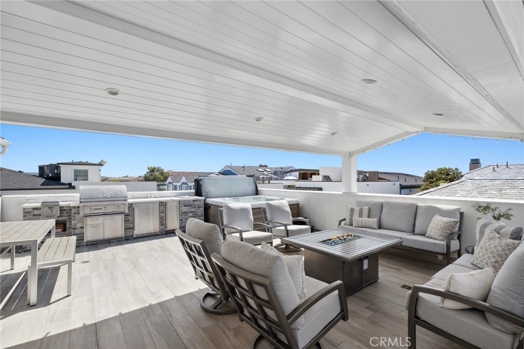 1505 E Ocean Boulevard