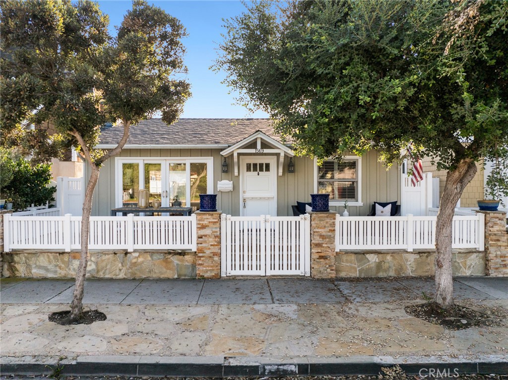 1569 E Ocean Boulevard