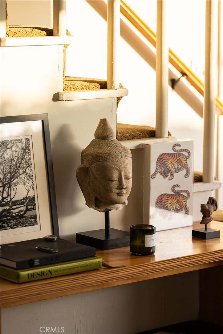 1309 E Balboa Boulevard