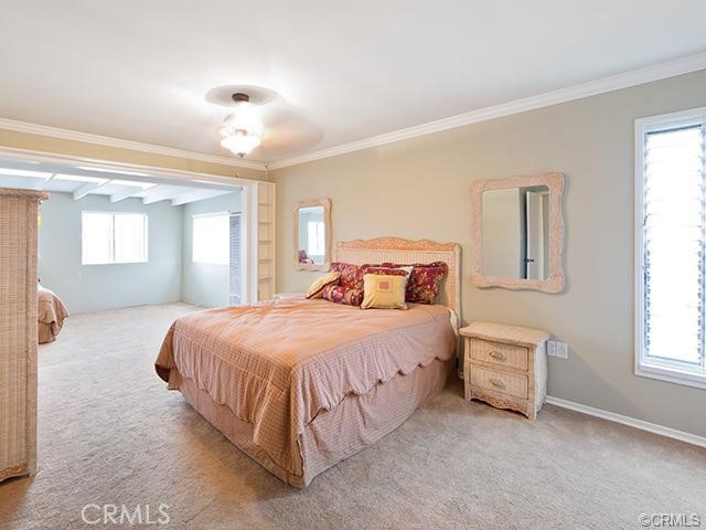 1560 E Oceanfront