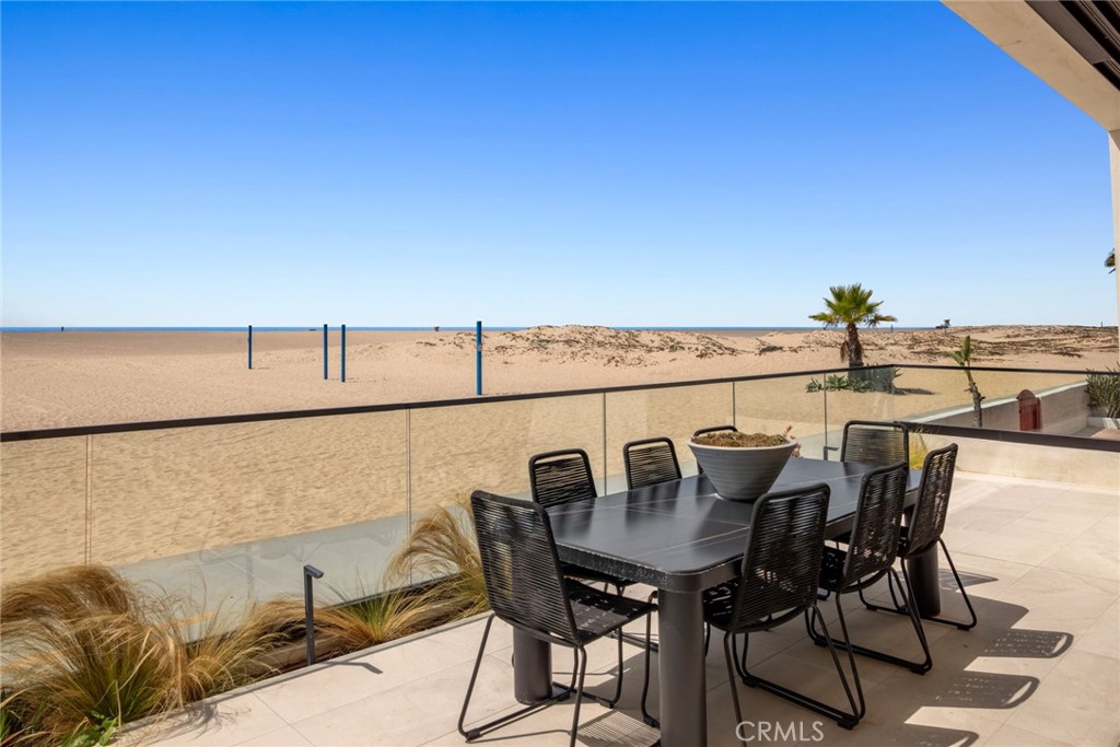706 W Oceanfront
