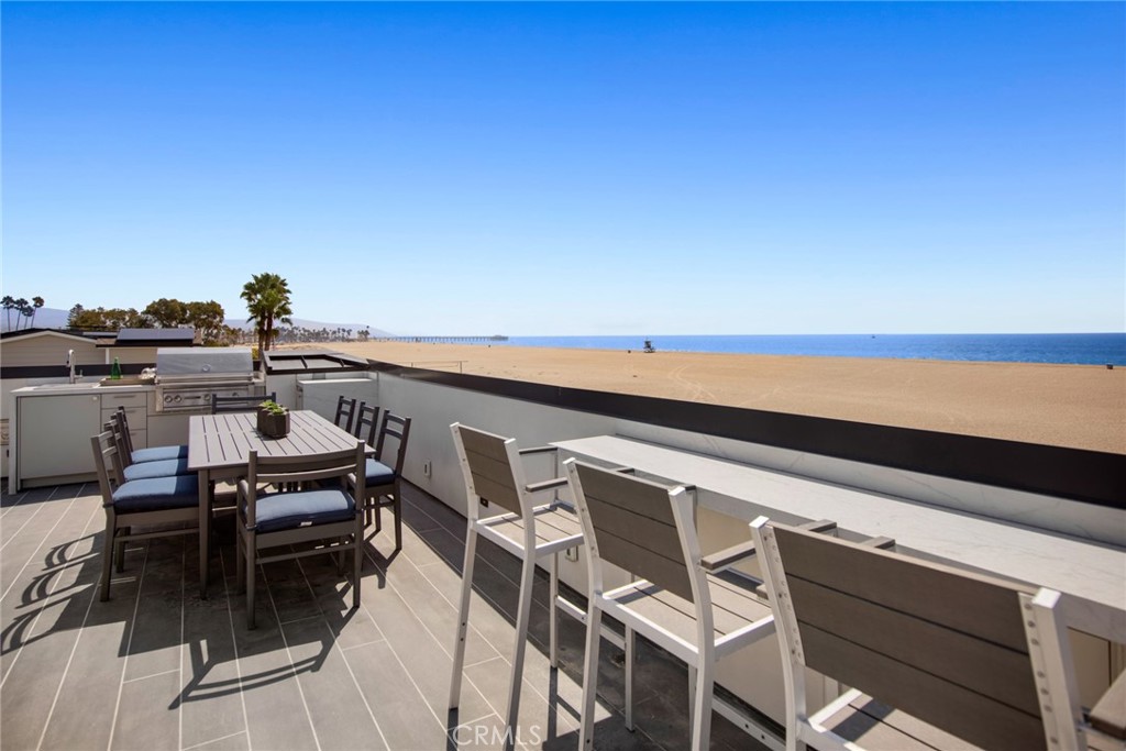 706 W Oceanfront