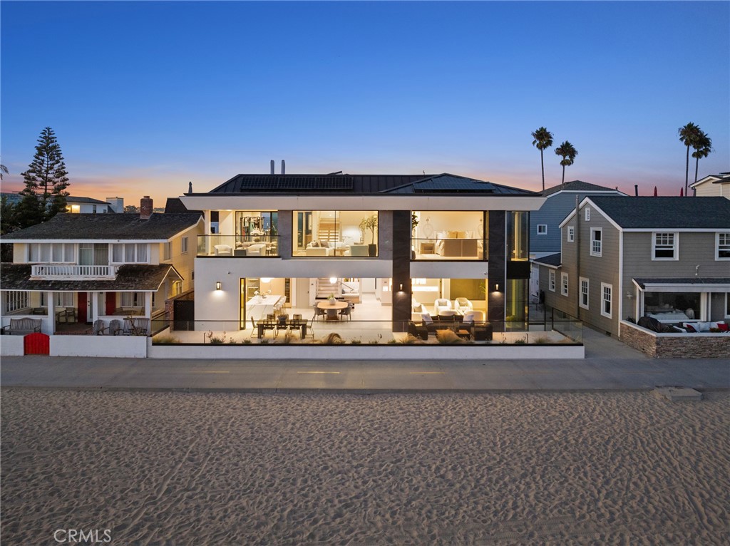 706 W Oceanfront