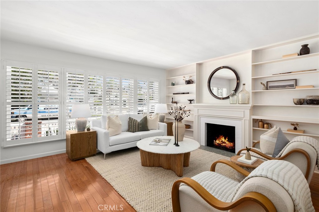 1537 E Ocean Boulevard