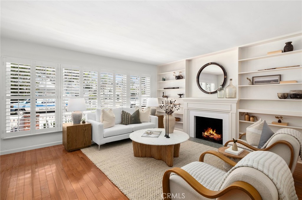 1537 E Ocean Boulevard