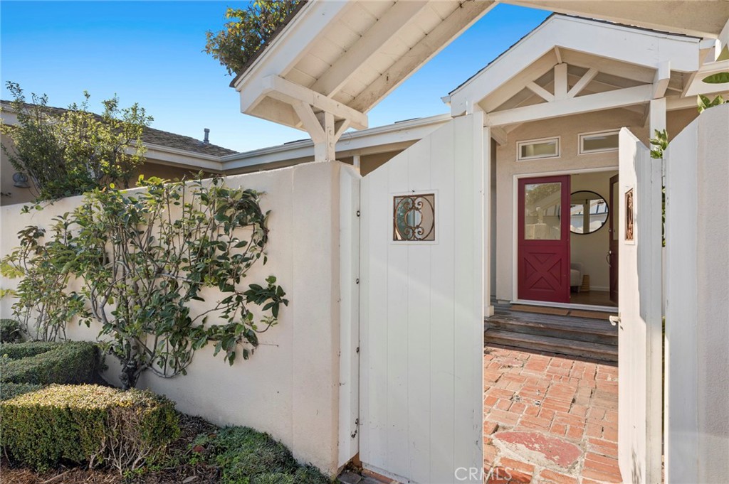 1300 W Balboa Boulevard