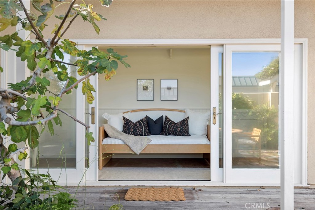 1300 W Balboa Boulevard