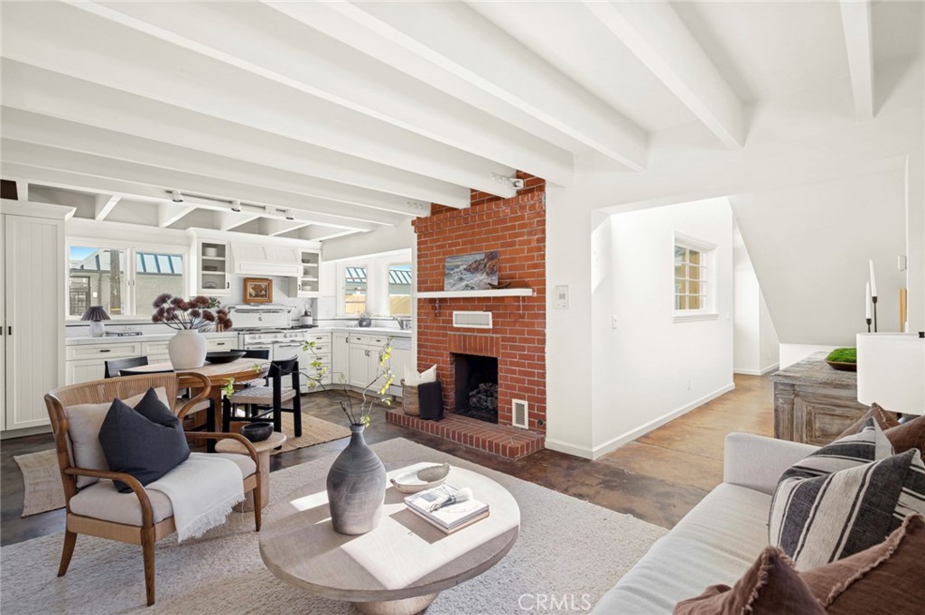 1300 W Balboa Boulevard