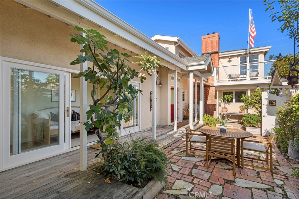 1300 W Balboa Boulevard