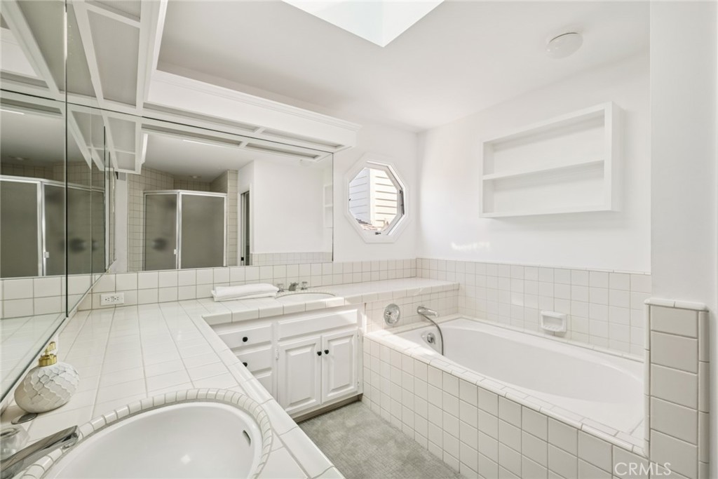 1214 E Balboa Boulevard