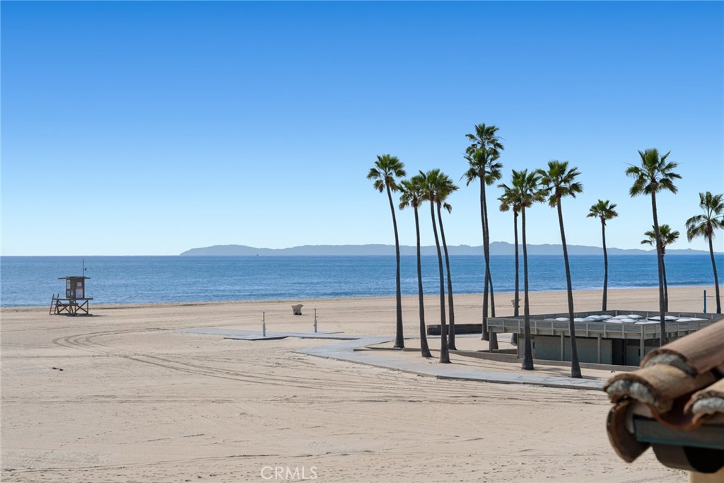 1414 W Oceanfront