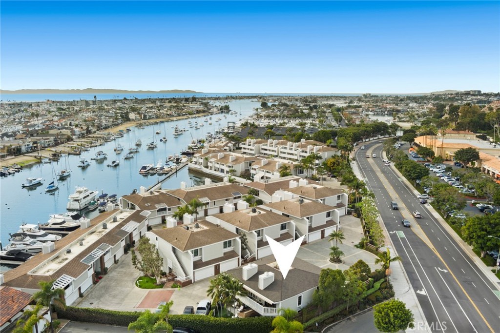1030 Bayside Cove 702