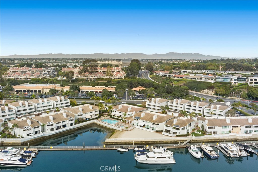 1030 Bayside Cove 702