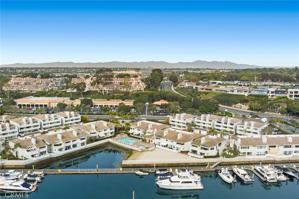 1030 Bayside Cove 702