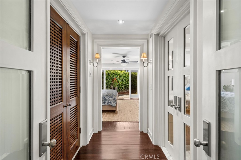 1030 Bayside Cove 702