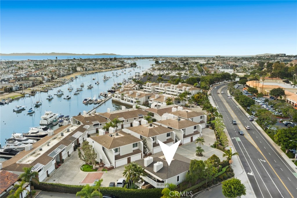 1030 Bayside Cove 702
