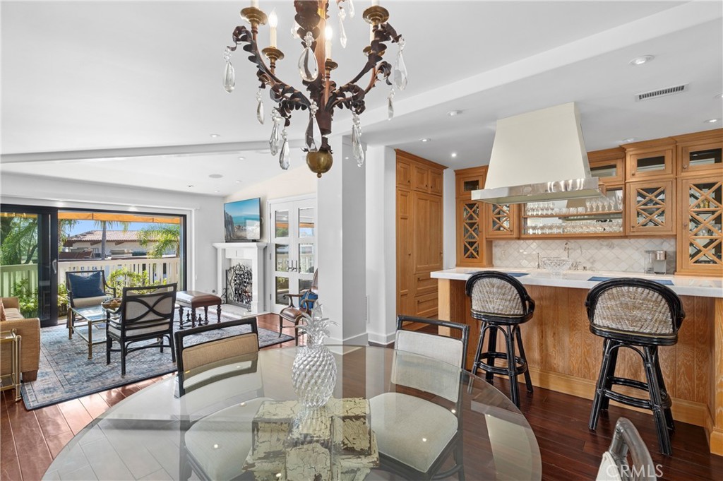 1030 Bayside Cove 702