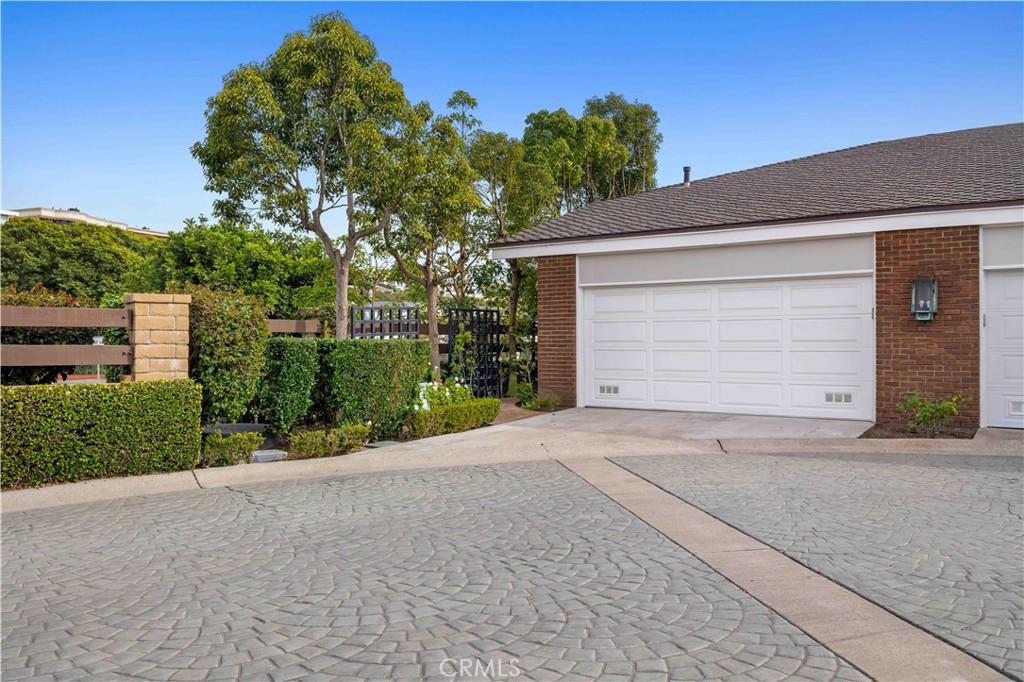 1030 Bayside Cove 702