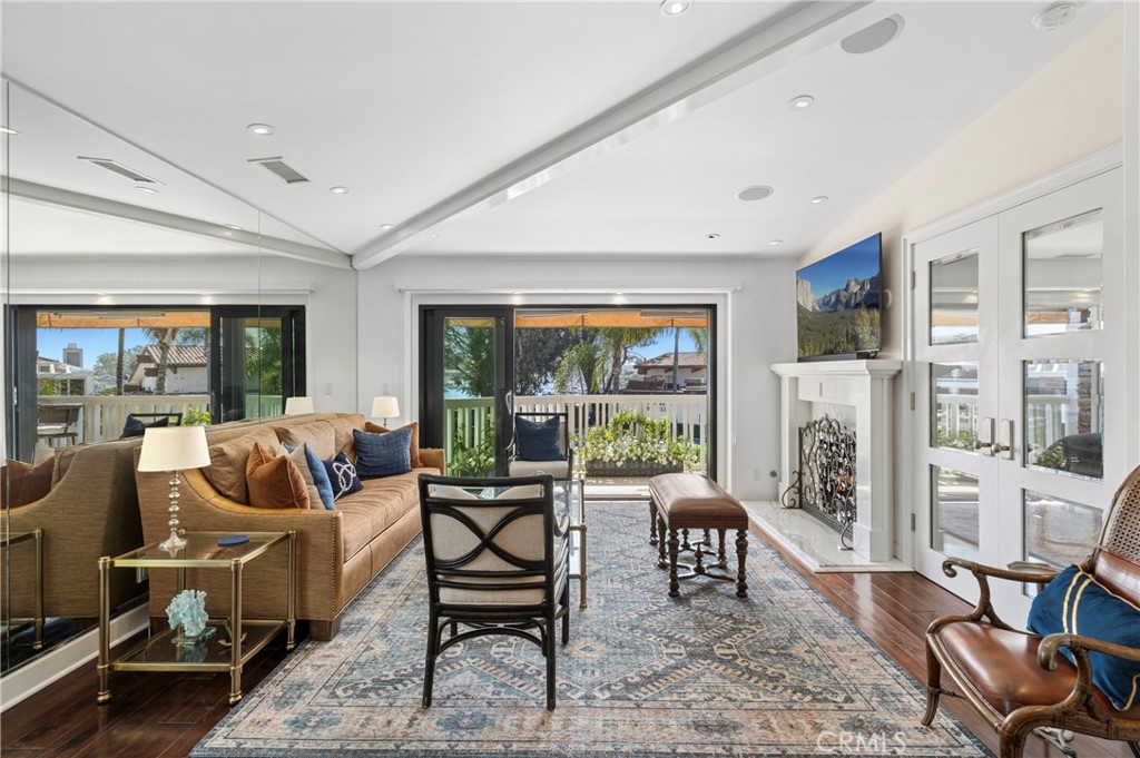 1030 Bayside Cove 702