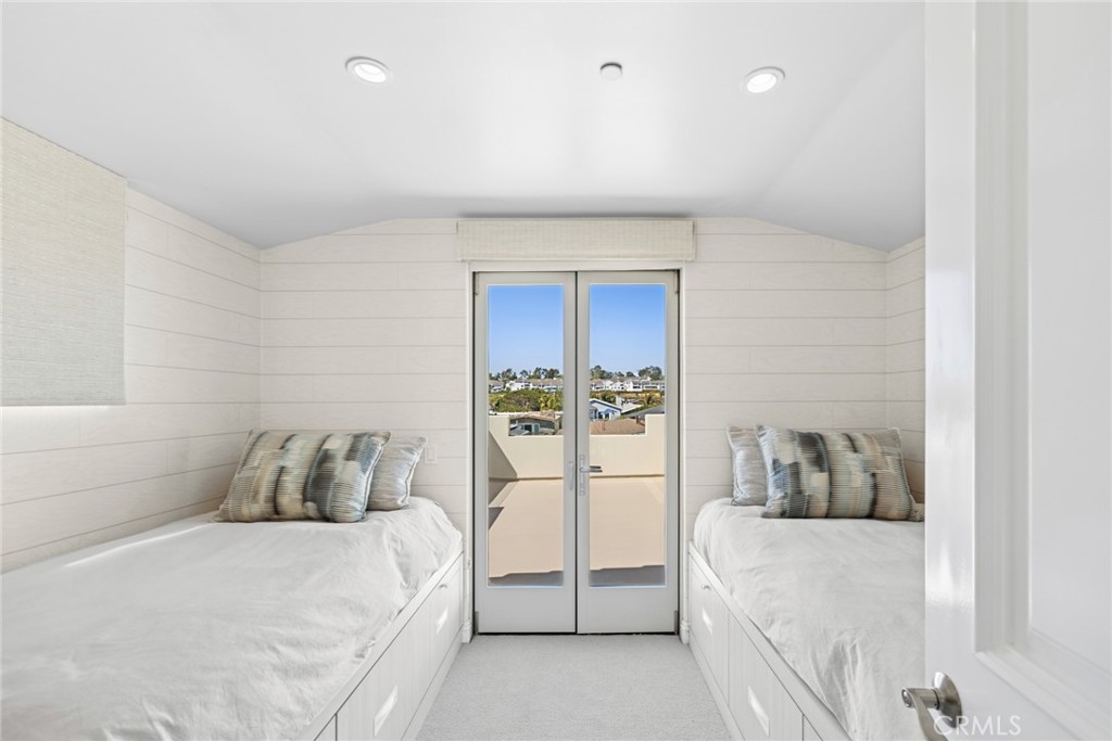 4807 Seashore Drive