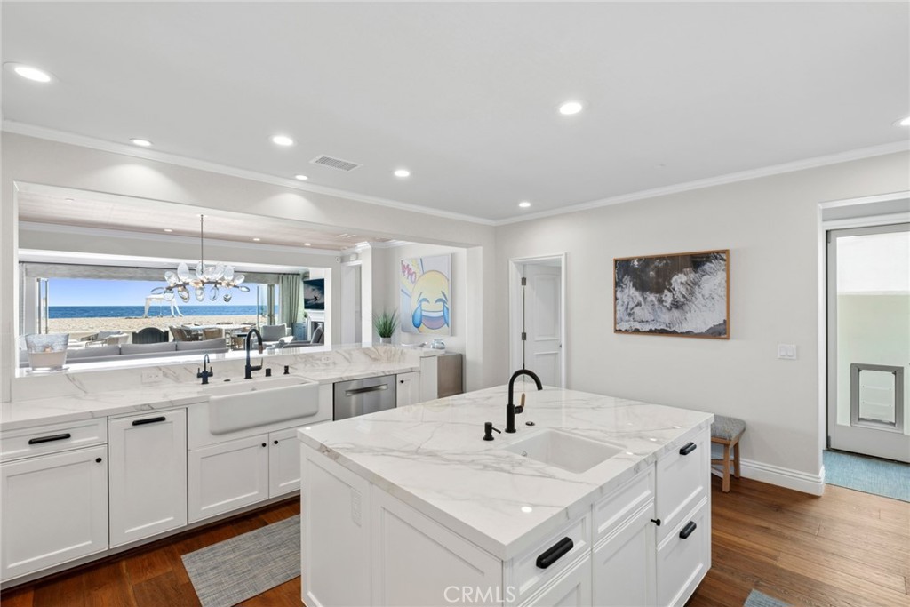 4807 Seashore Drive