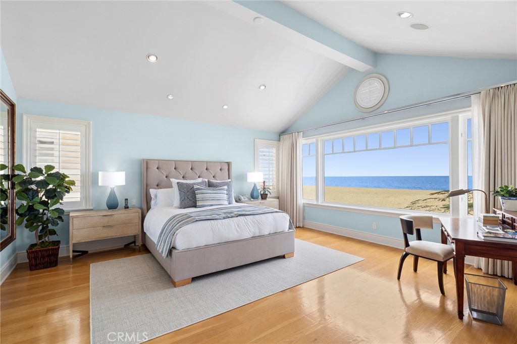 1550 E Oceanfront