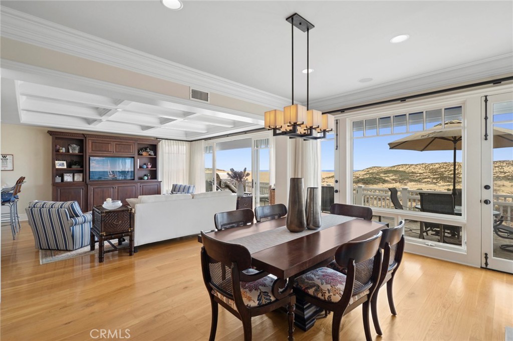 1550 E Oceanfront
