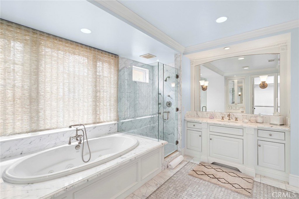 1550 E Oceanfront