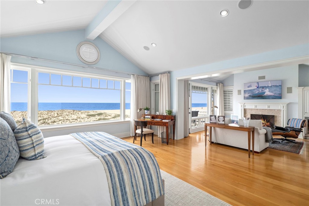 1550 E Oceanfront