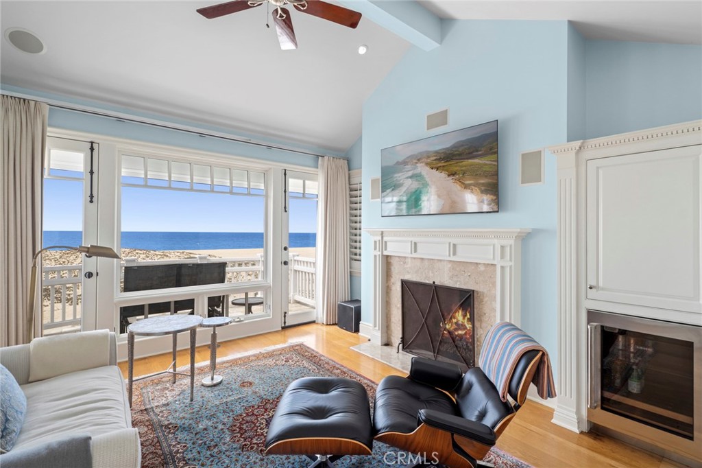1550 E Oceanfront