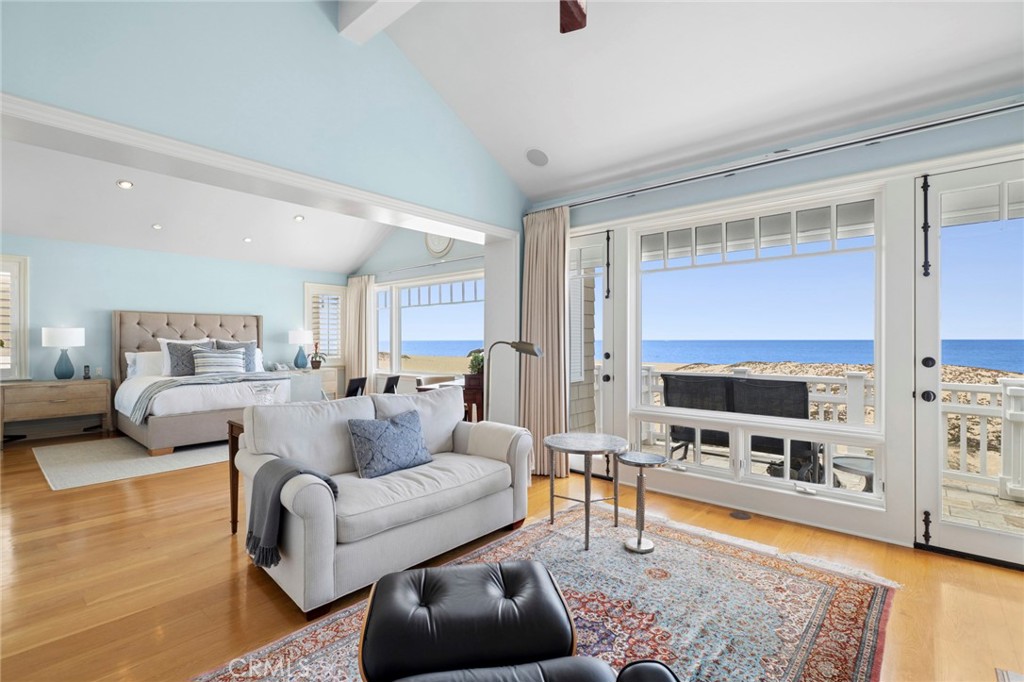 1550 E Oceanfront