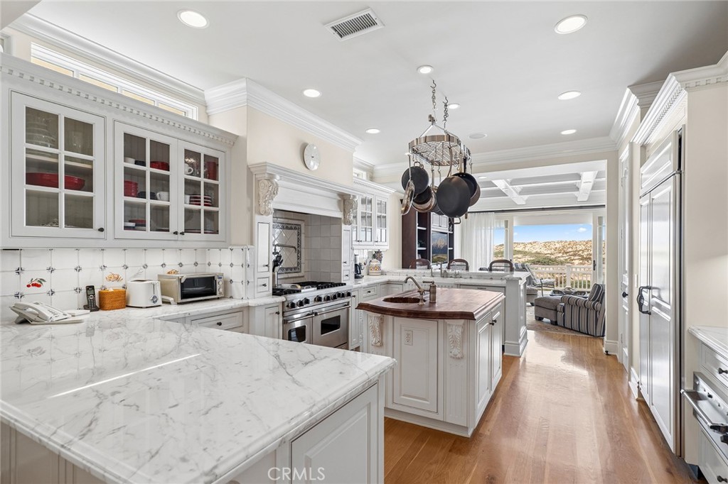 1550 E Oceanfront