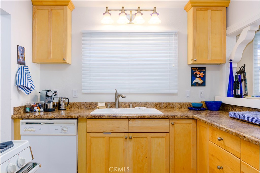 2025 Miramar Drive