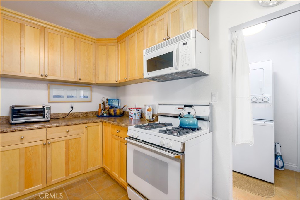 2025 Miramar Drive
