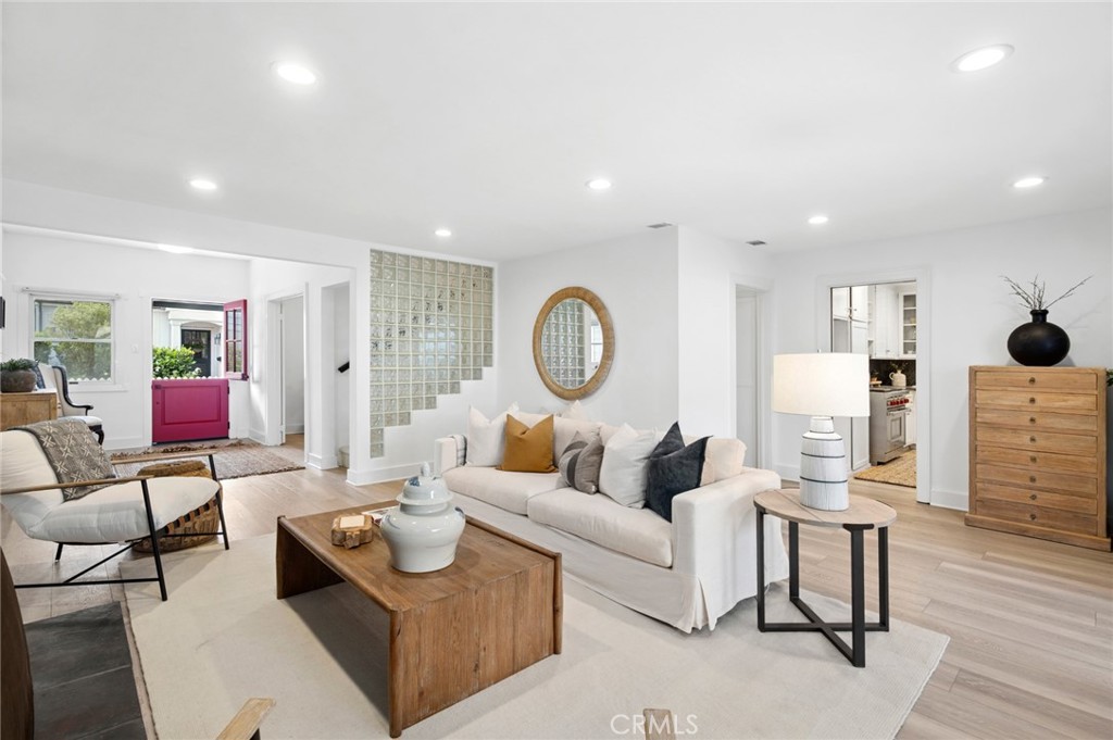 418 Belvue Lane