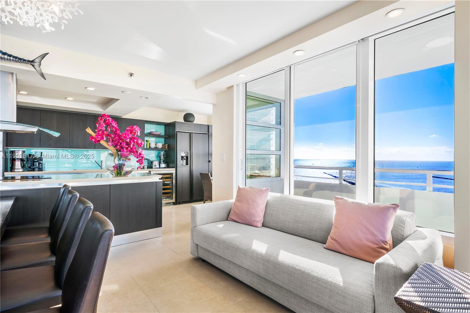 400 S Pointe Dr # 2003