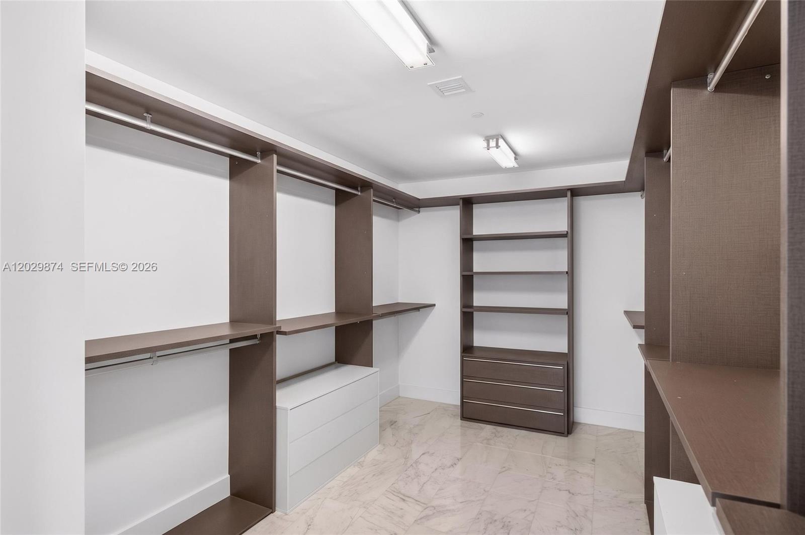 1451 Brickell Ave # 2901