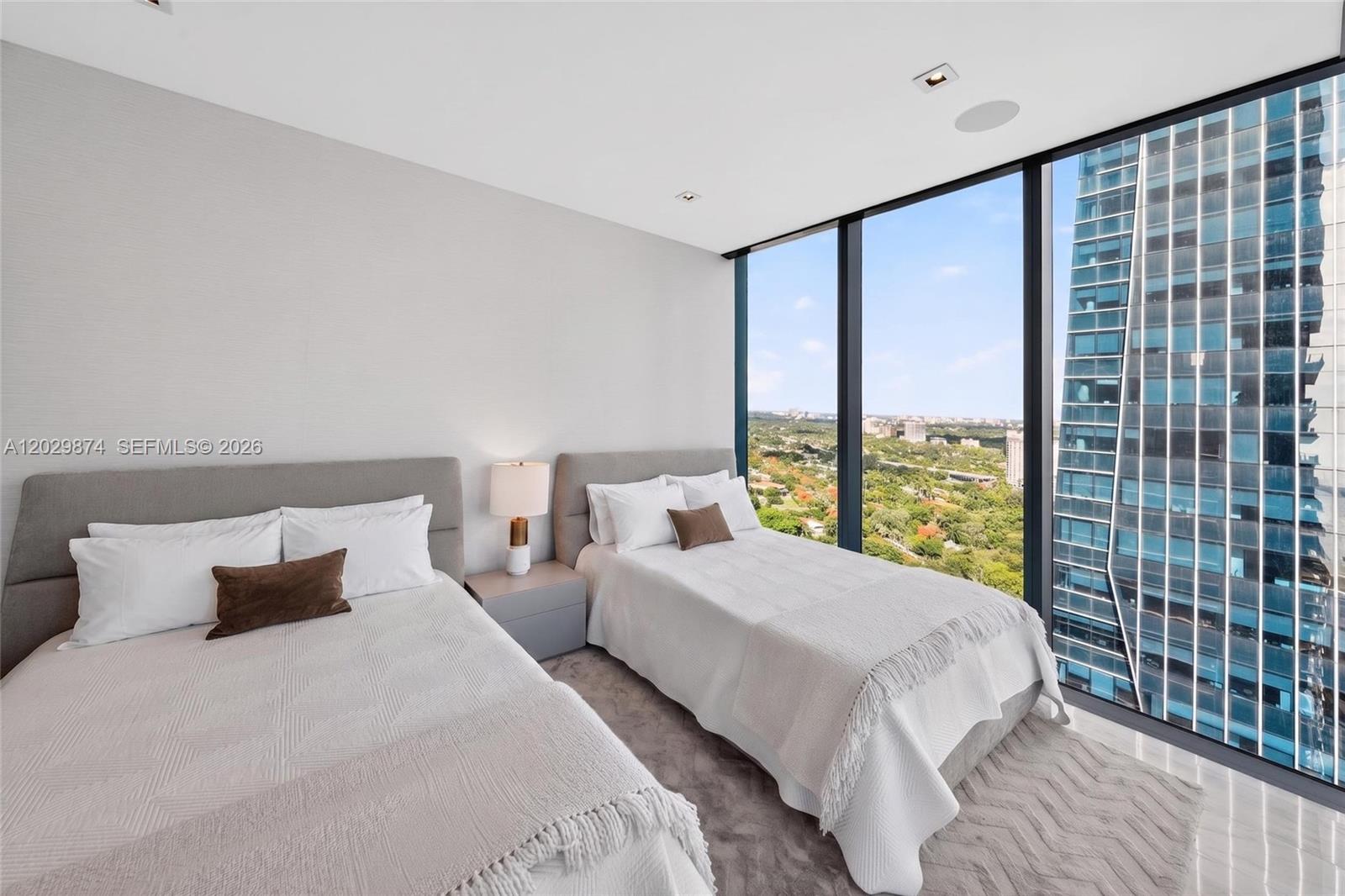 1451 Brickell Ave # 2901