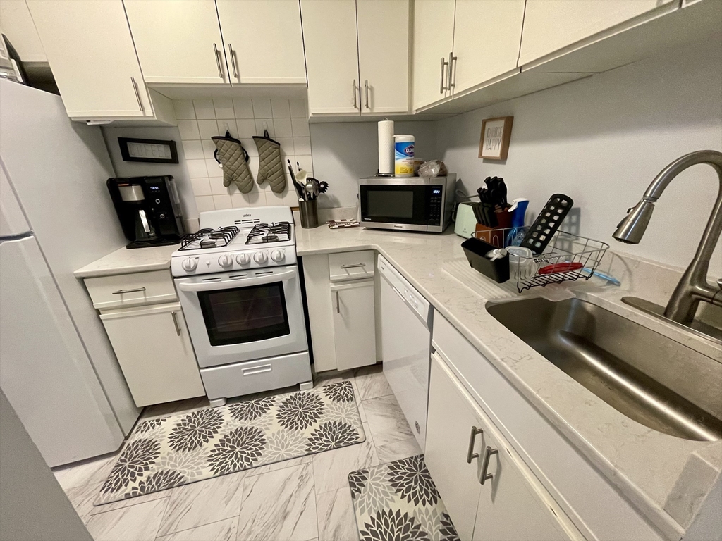 77 Pond Avenue # 1208