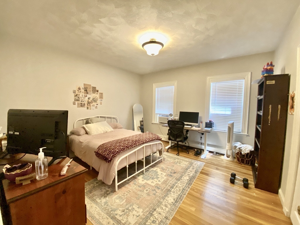 1433 Cambridge St Unit: 2