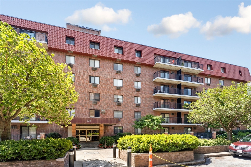 125 Pleasant St # 310