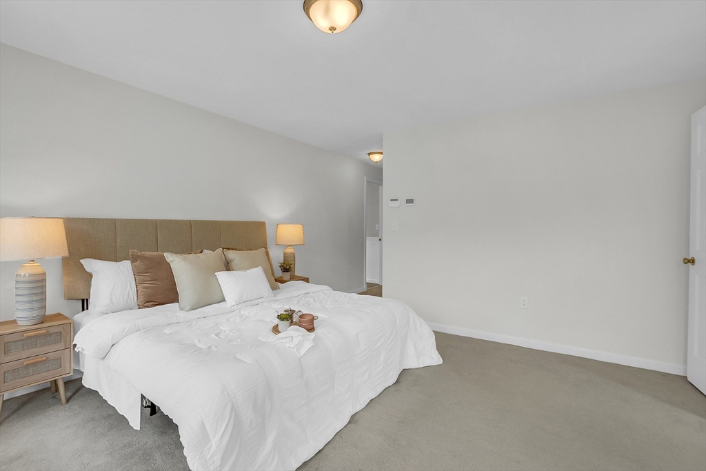 6 Stone Meadow Farm Dr